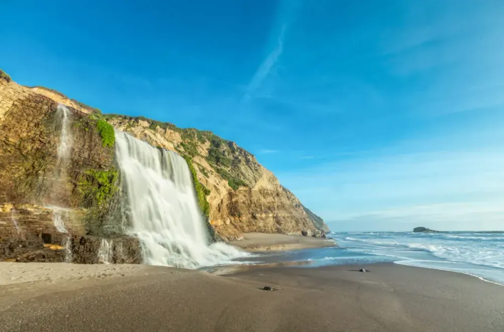 Alamere Falls at Wildcat Beach, California